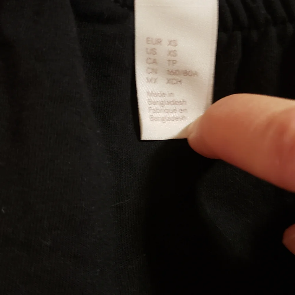 H&M Black Ruffle Mini Dress - Picture 4 of 4